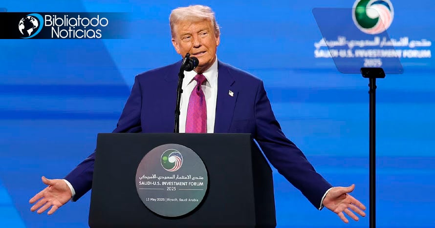 Lee más sobre el artículo Trump reconoce que la autoridad de Dios es superior a la suya como presidente, “Es su trabajo”