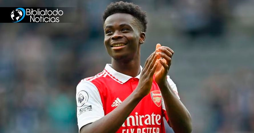 Lee más sobre el artículo Futbolista del Arsenal Bukayo Saka afirma que la Biblia se ha convertido en su manual de vida